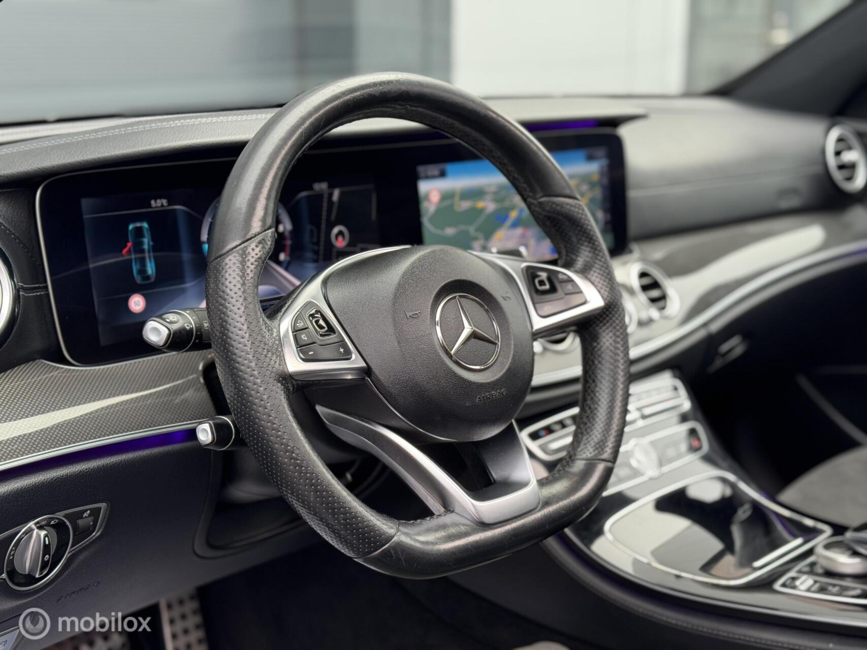 Foto van Mercedes-Benz E 220 D