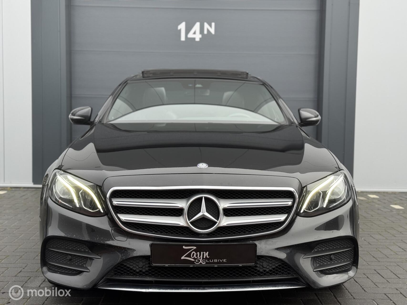 Foto van Mercedes-Benz E 220 D