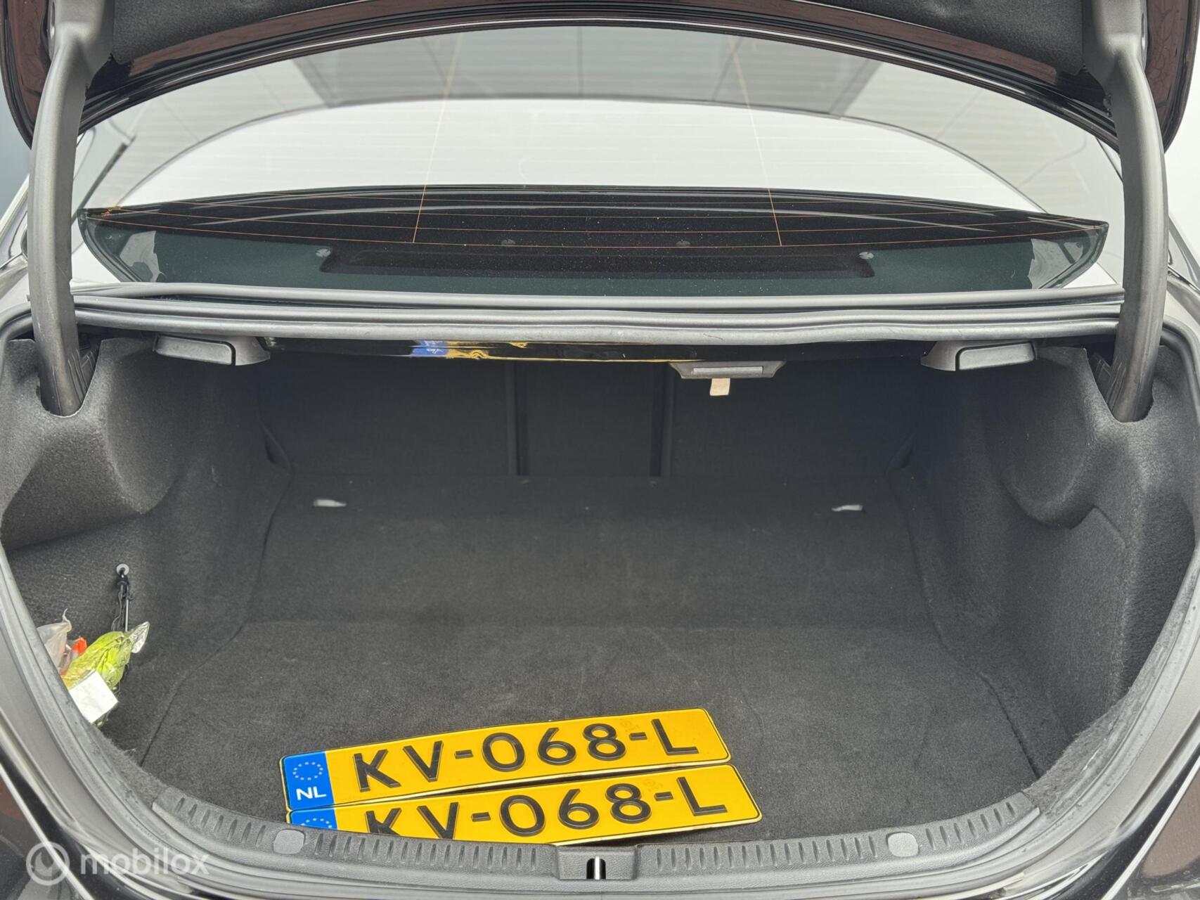 Foto van Mercedes-Benz E 220 D