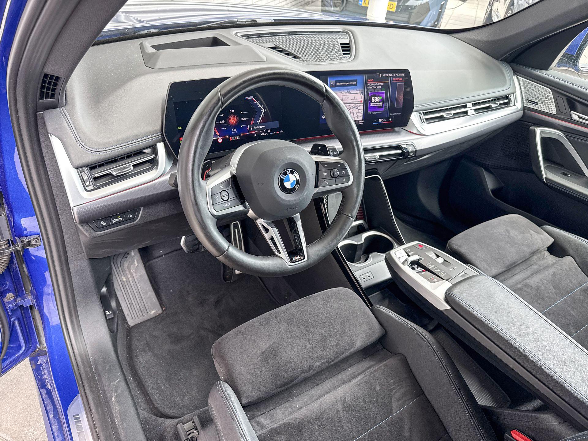 Foto van BMW X1 Xdrive23i