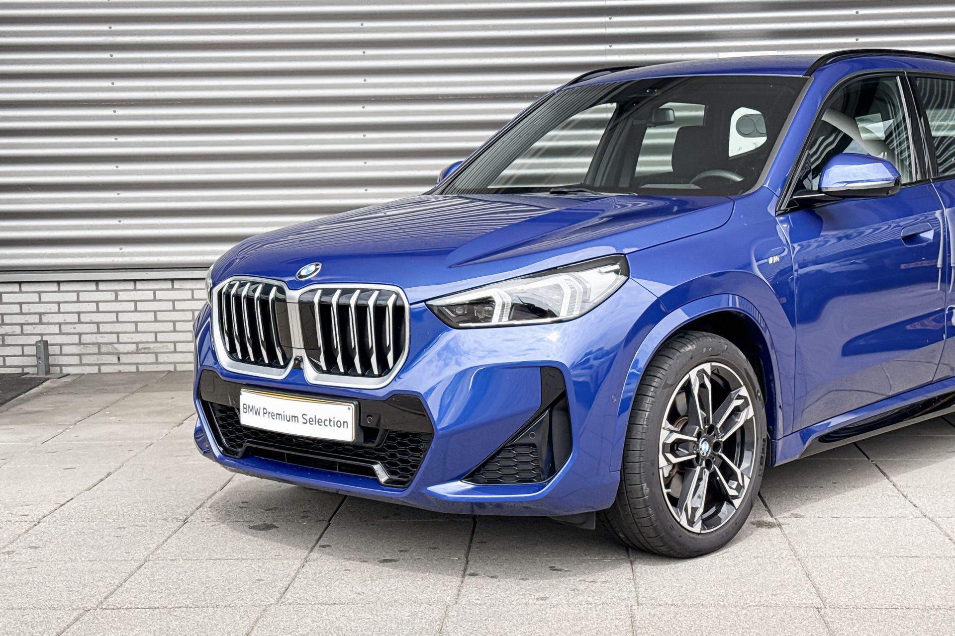 Foto van BMW X1 Xdrive23i