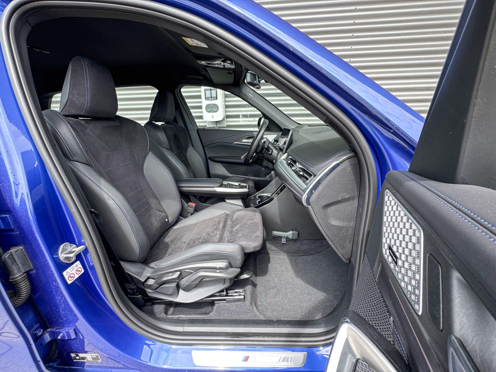 Foto van BMW X1 Xdrive23i