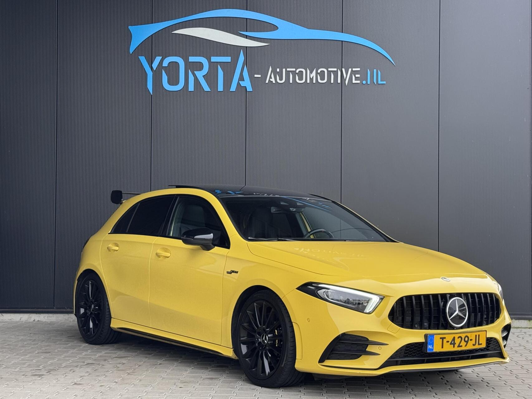 Foto van Mercedes-Benz AMG A 35