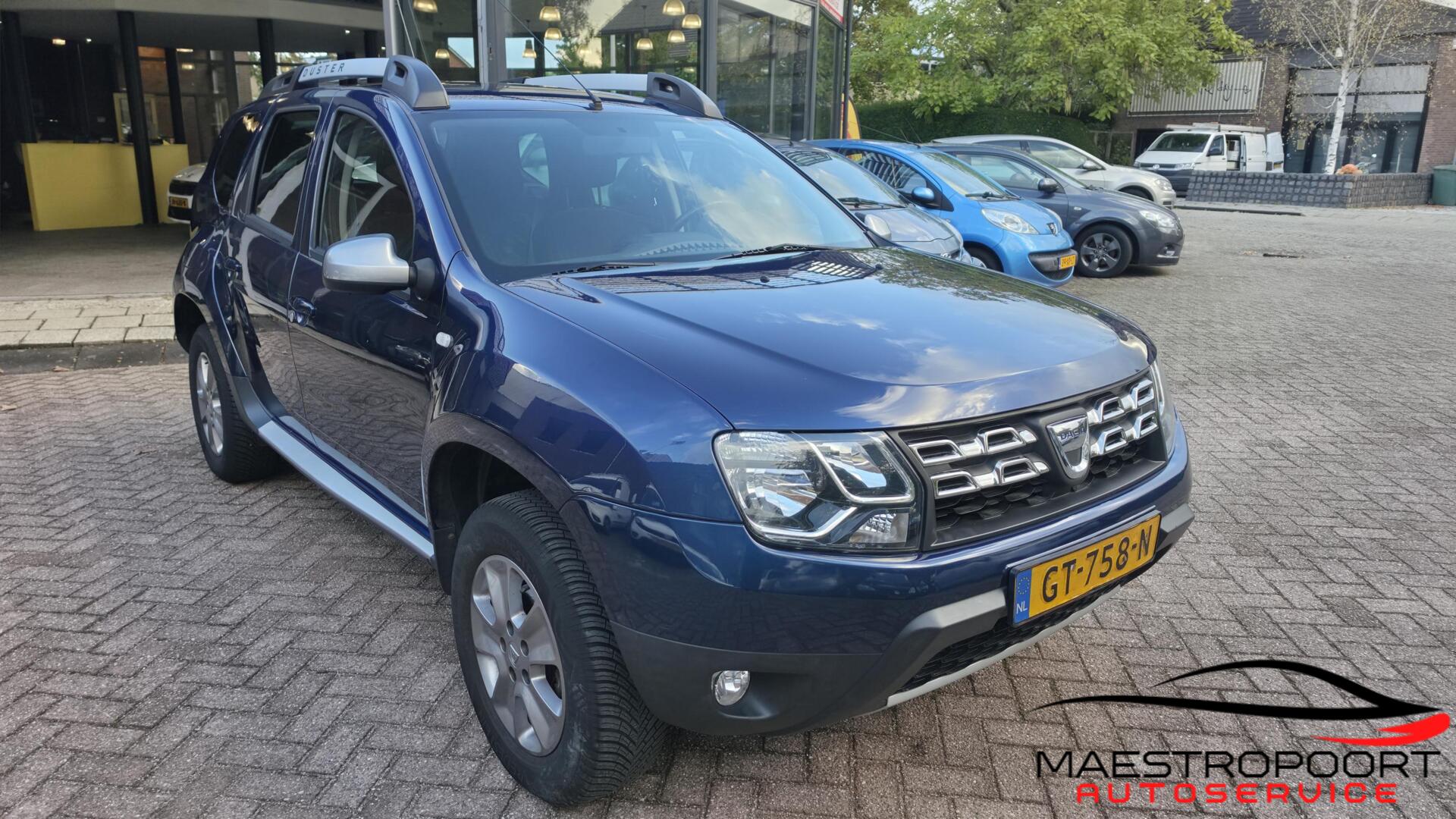 Dacia Duster 1.2 TCe 4x2 Blackshadow 2015 - voorkant