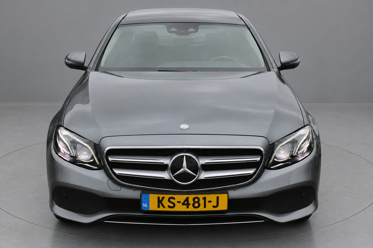 Foto van Mercedes-Benz E 350 E