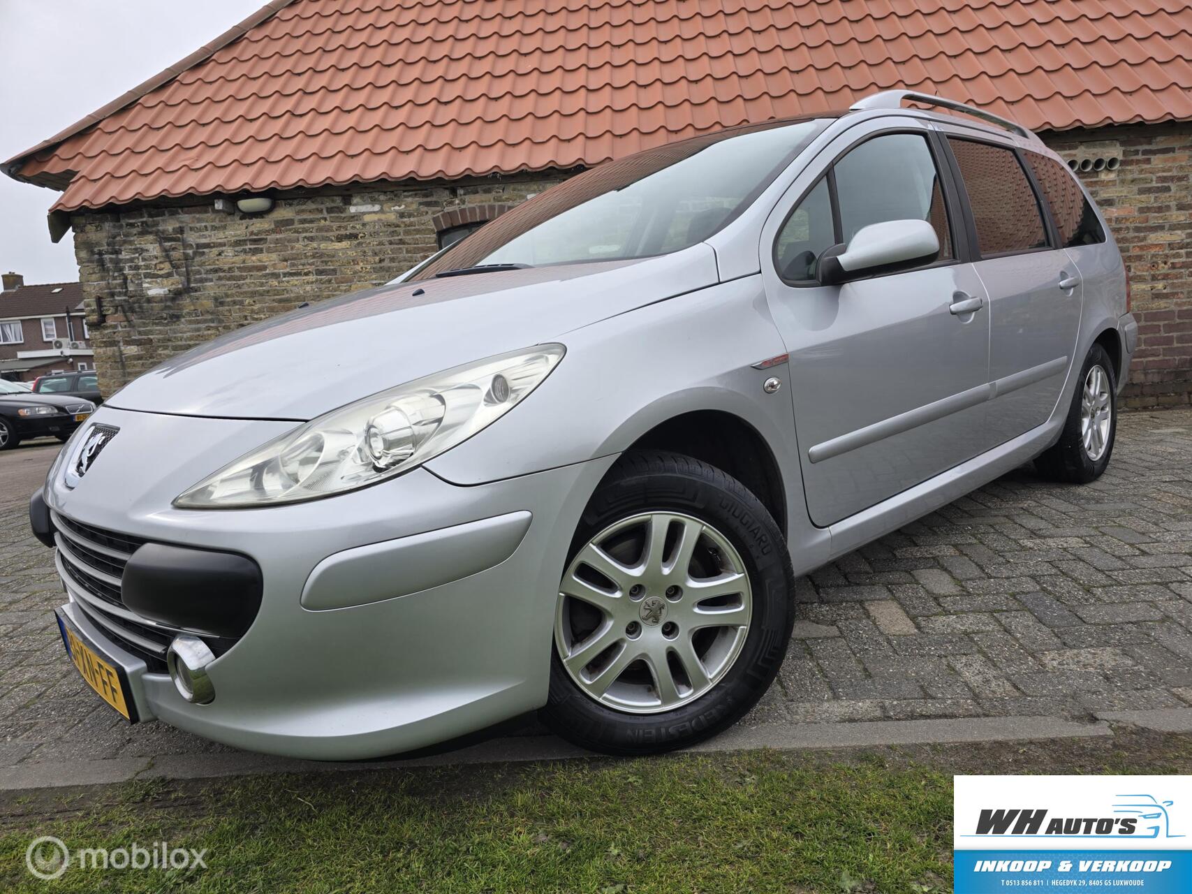 Peugeot 307 SW 1.6-16V Pack 2007 - voorkant