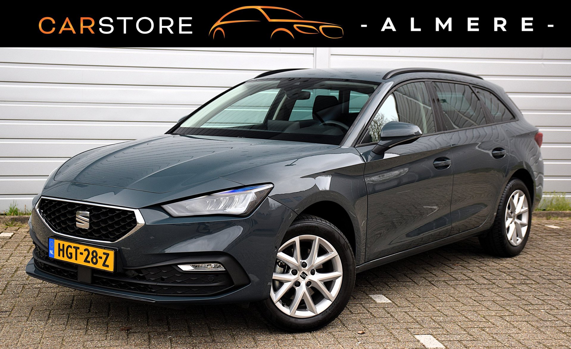 Seat Leon Sportstourer 1.5 eTSI Style Business Intense*2e eigenaar*16Dkm*NAP*Camera*ACC*Virtual cockpit* 2025 - voorkant