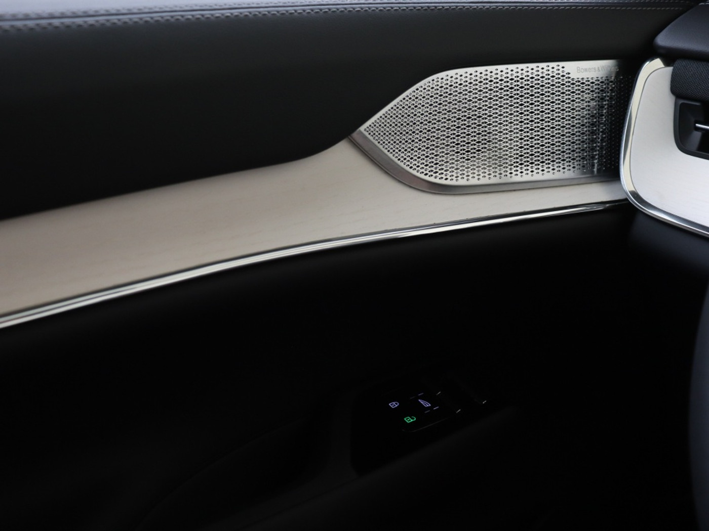 Foto van Volvo Ex90