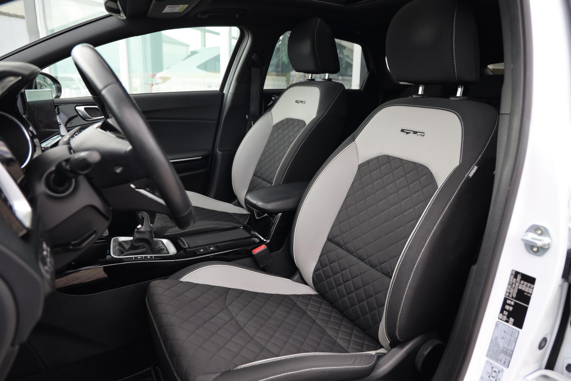 Foto van Kia Proceed