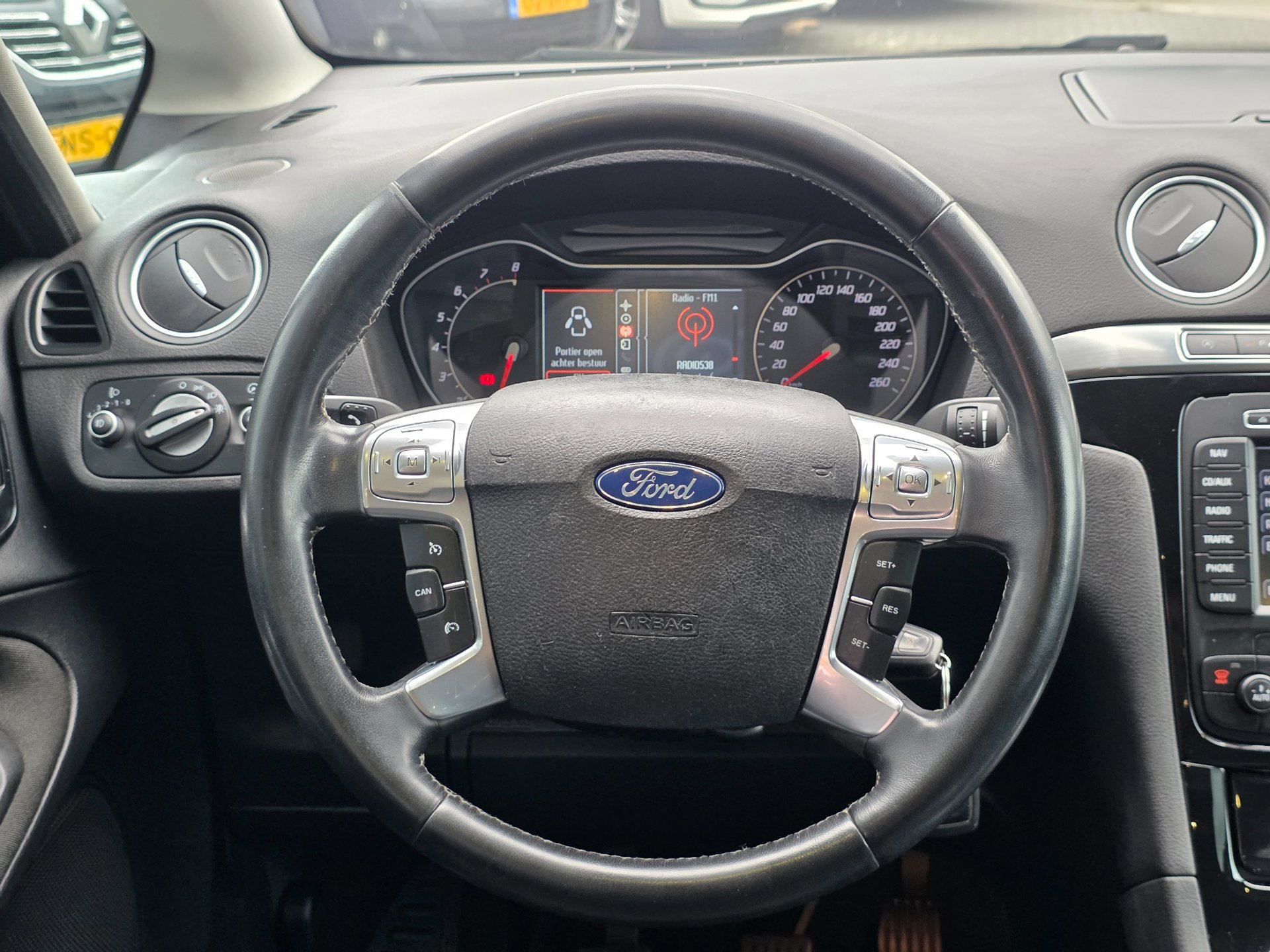Foto van Ford S-max