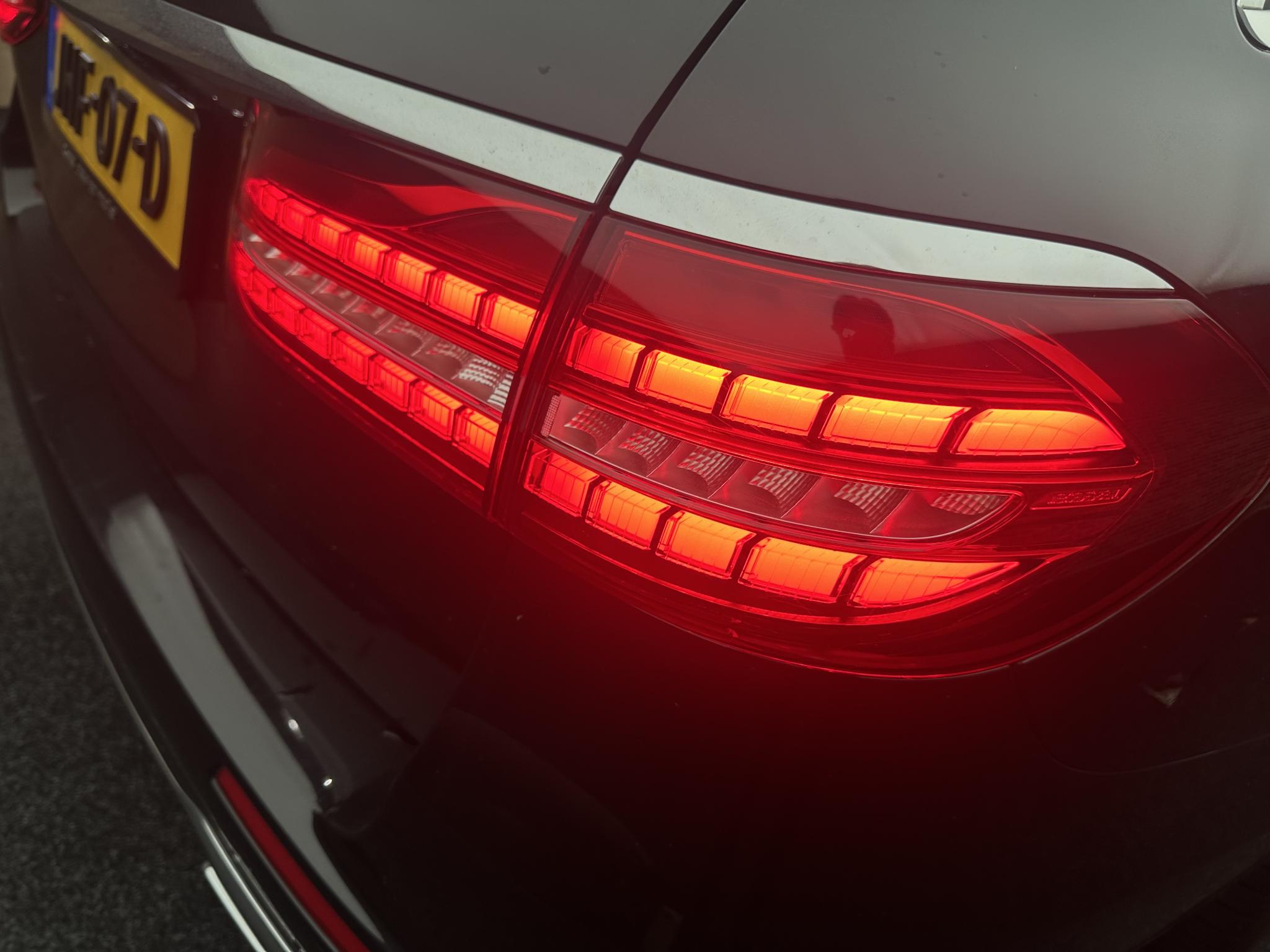 Foto van Mercedes-Benz E-klasse Estate