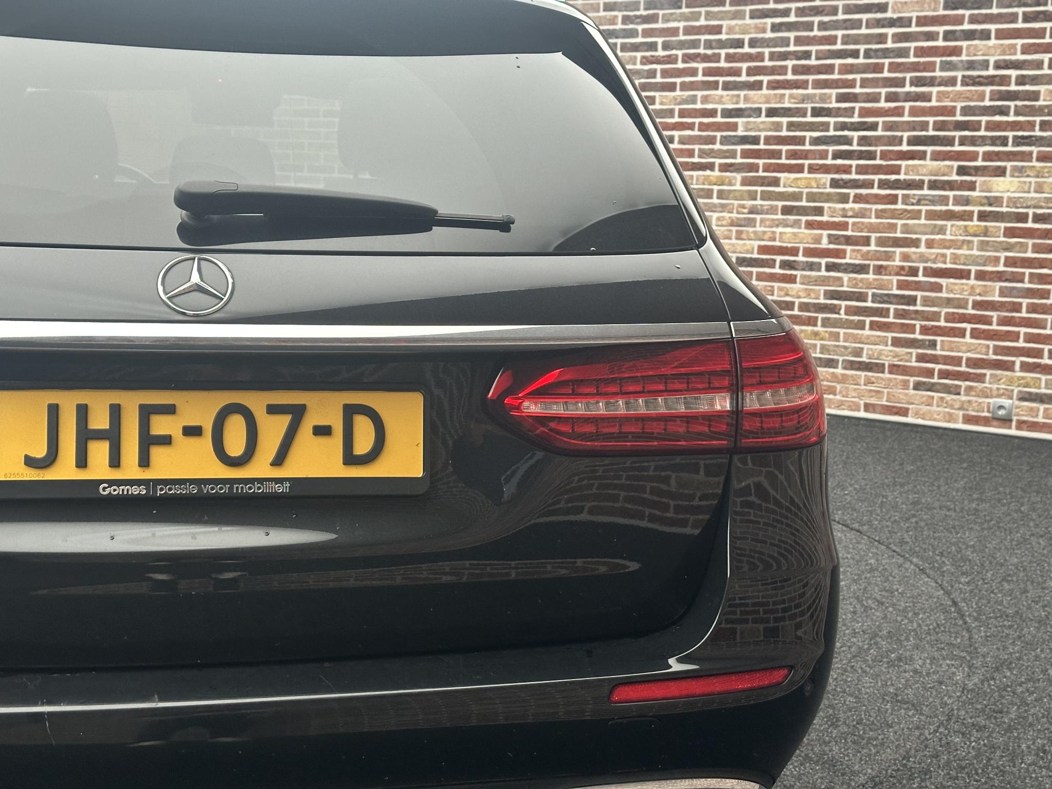 Foto van Mercedes-Benz E-klasse Estate
