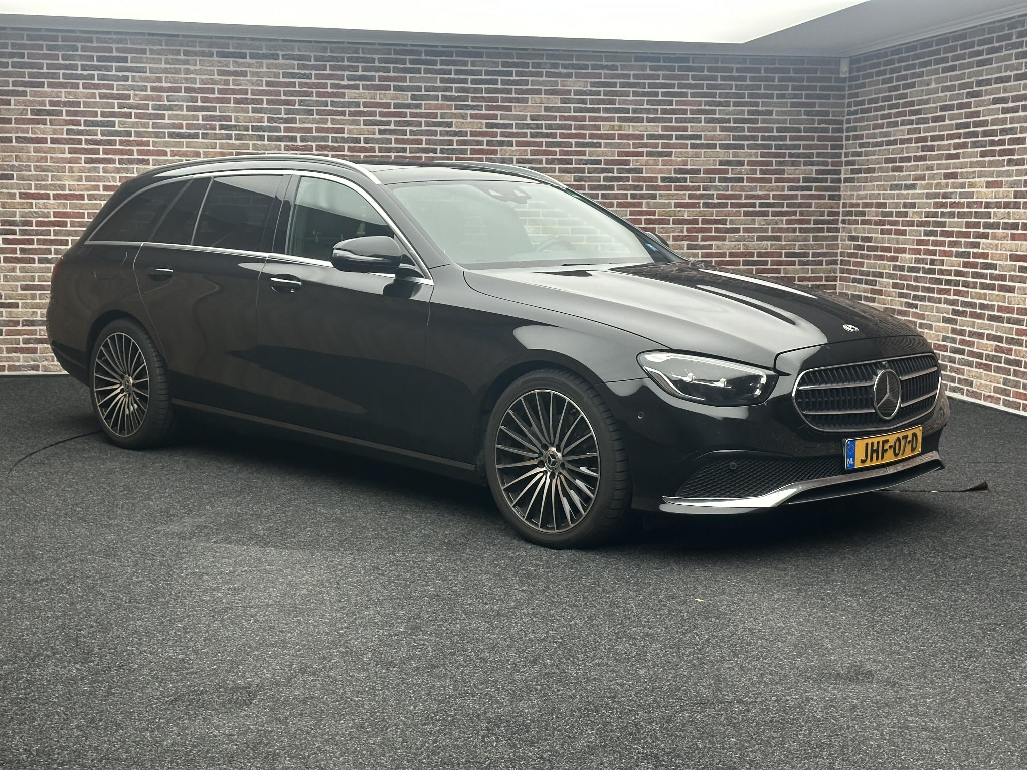 Foto van Mercedes-Benz E-klasse Estate