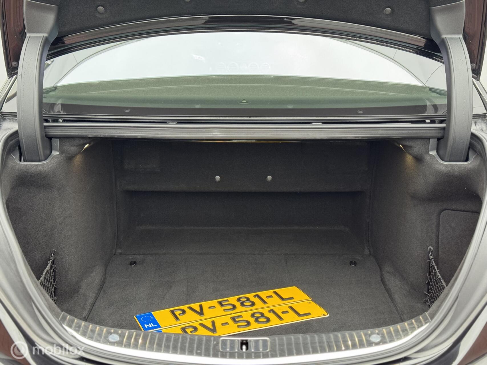 Foto van Mercedes-Benz S 400 D 4Matic