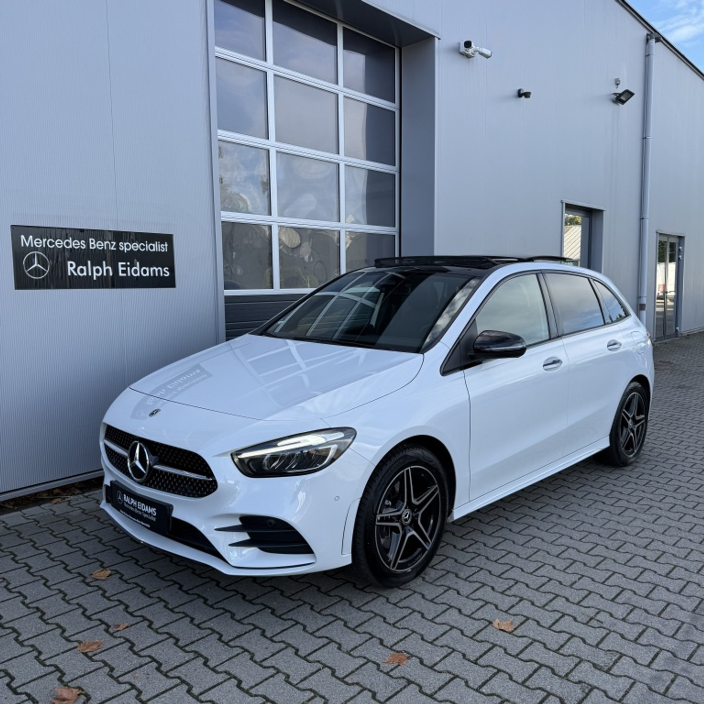 Mercedes-Benz B-klasse 250 e Lux. Line 2024 - voorkant