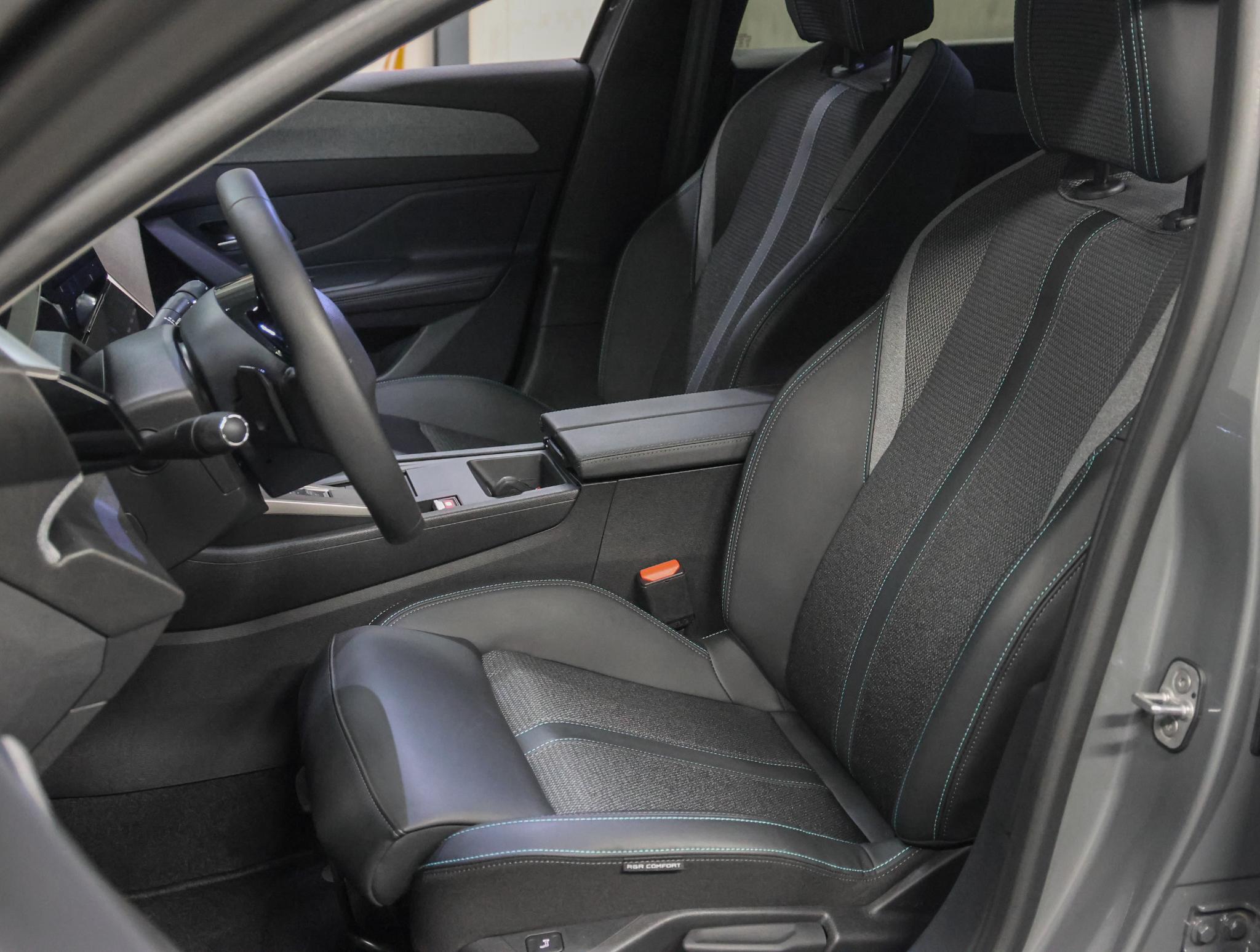 Foto van Peugeot 408