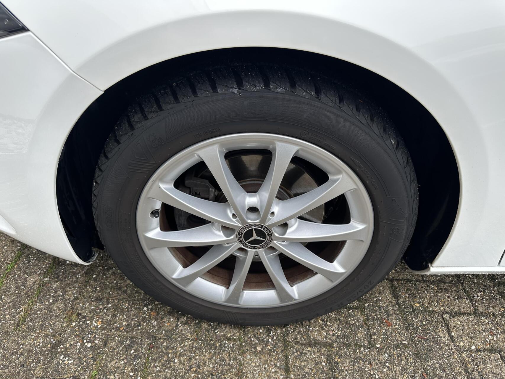 Foto van Mercedes-Benz A 200