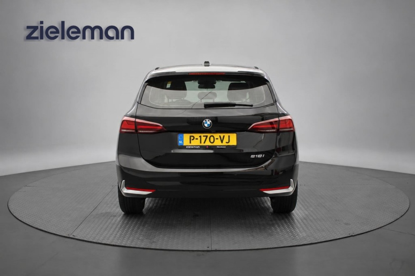 Foto van BMW 218i Active Tourer