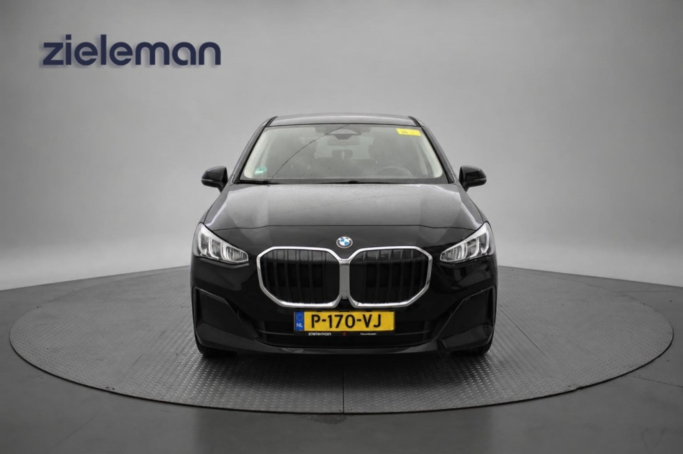 Foto van BMW 218i Active Tourer