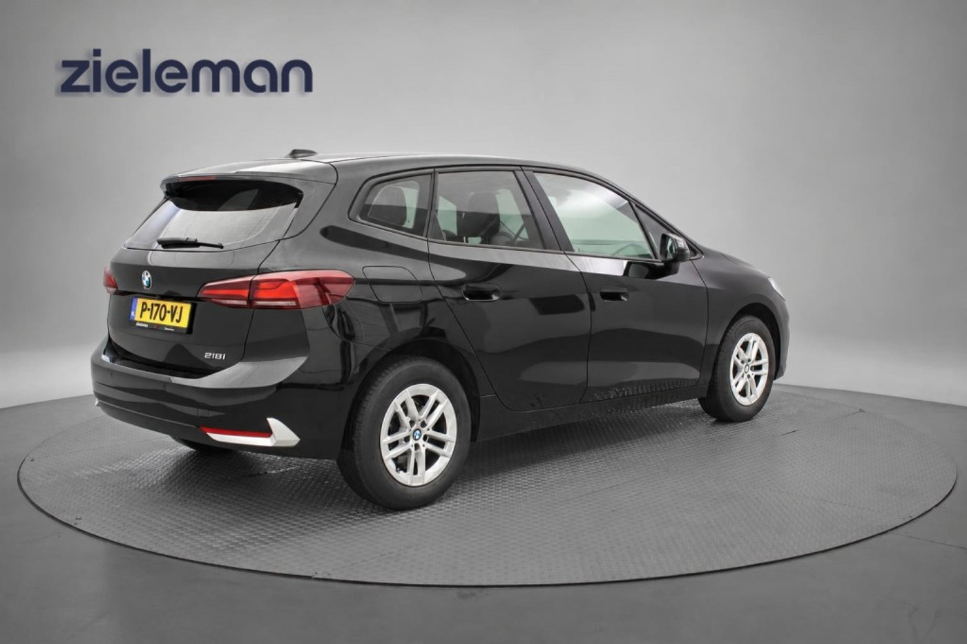 Foto van BMW 218i Active Tourer