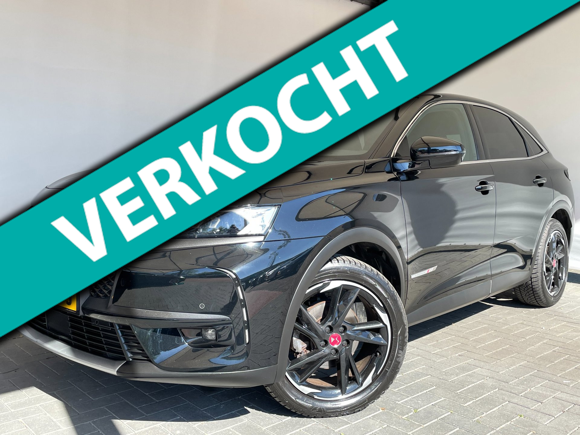 DS 7 Crossback 1.2 PureTech Performance Line|Automaat|Alcantara|LED-Koplampen|Black on Black 2021 - voorkant