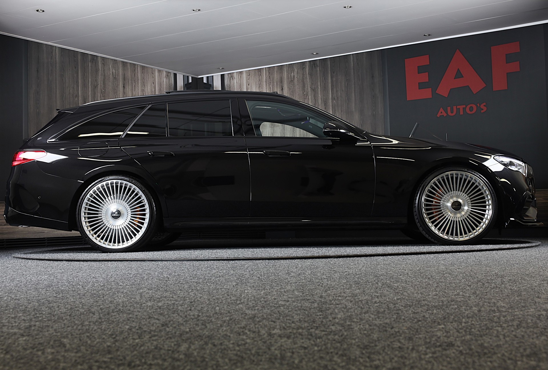 Foto van Mercedes-Benz E-klasse Estate
