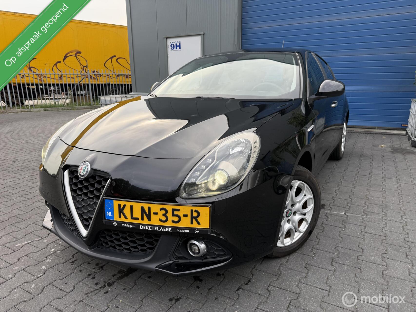 Alfa Romeo Giulietta 1.4 Turbo 5DRS|Airco|Parkeersensoren|Clima|Nieuwe APK 2018 - voorkant