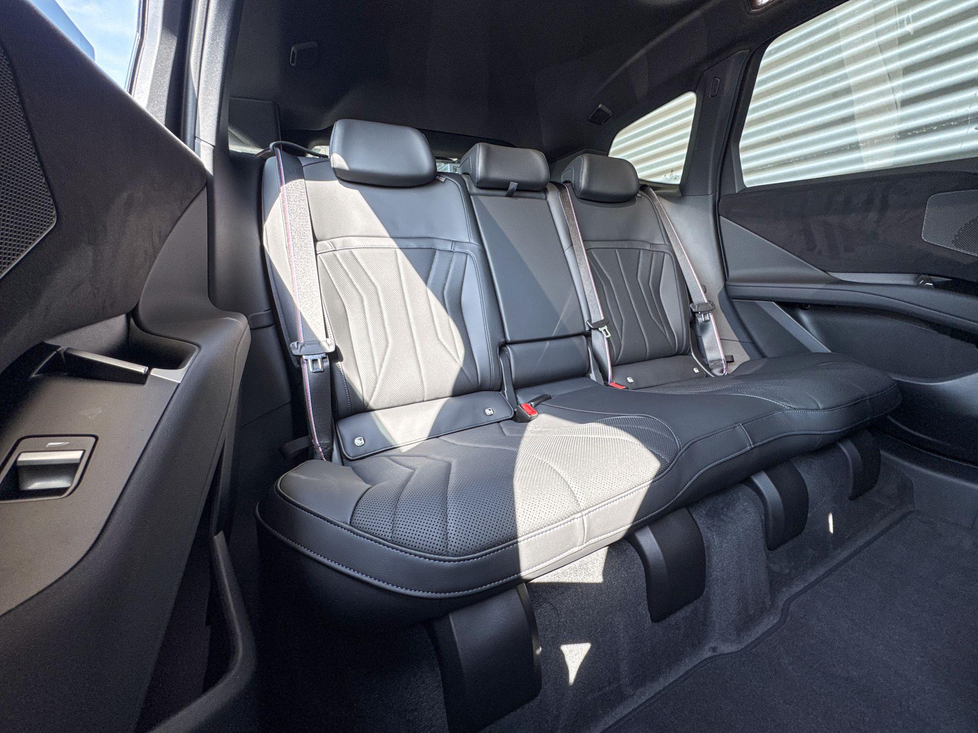 Foto van BMW Ix3