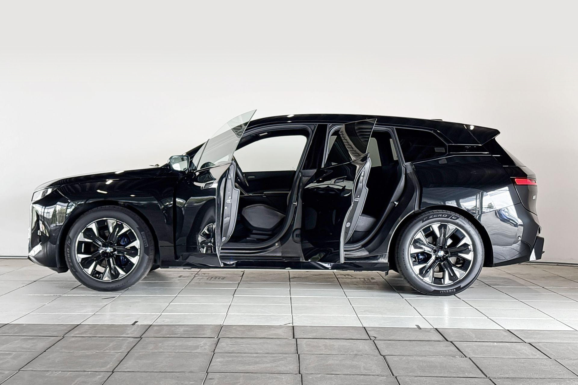 Foto van BMW Ix