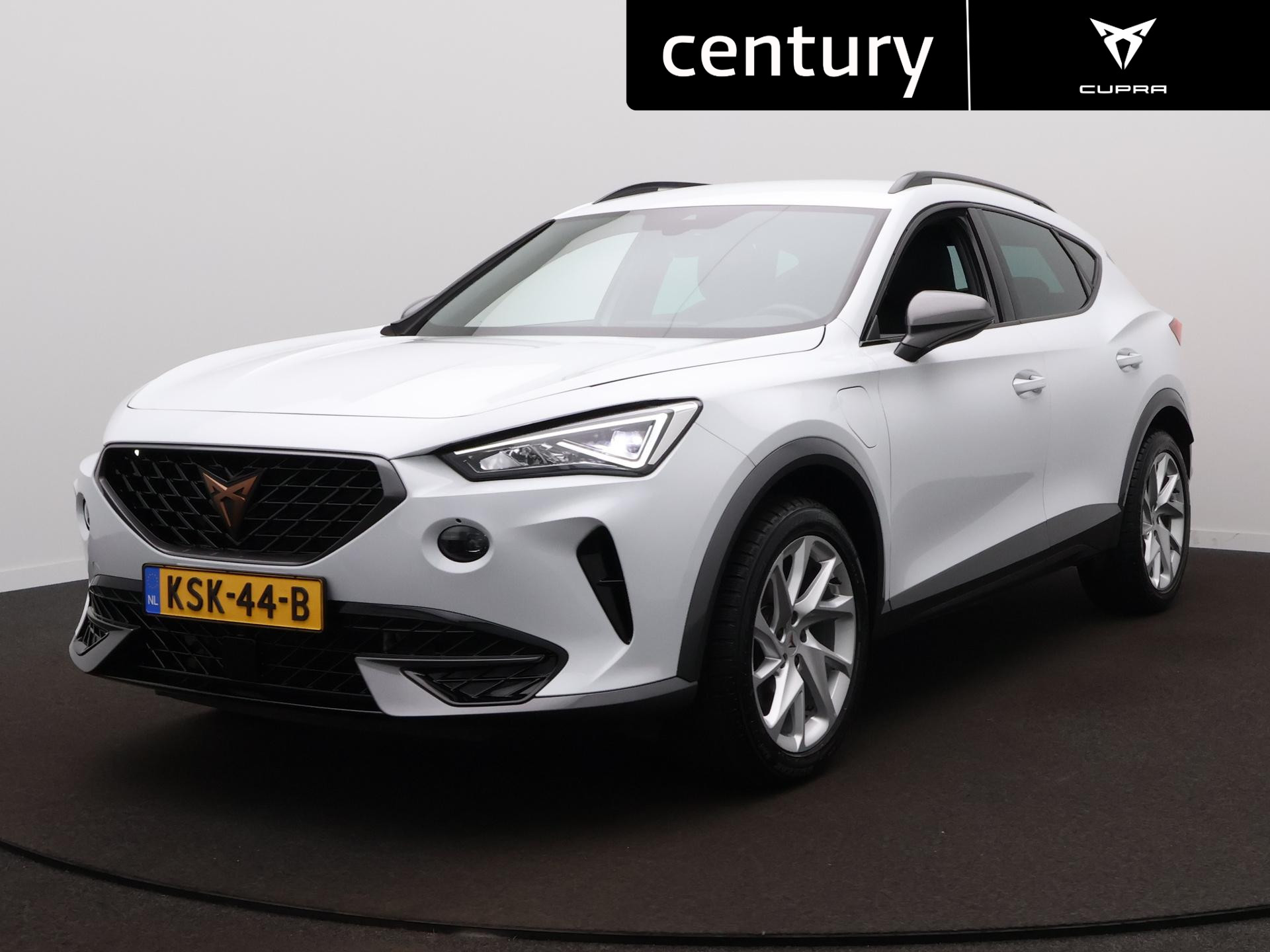 Cupra Formentor 1.4 TSI e-Hybrid Essential 2023 - voorkant