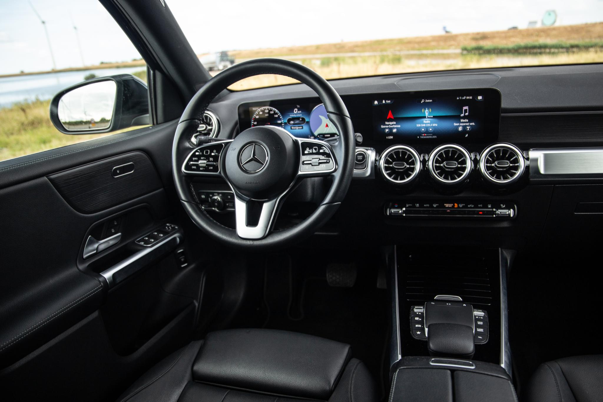 Foto van Mercedes-Benz Eqb