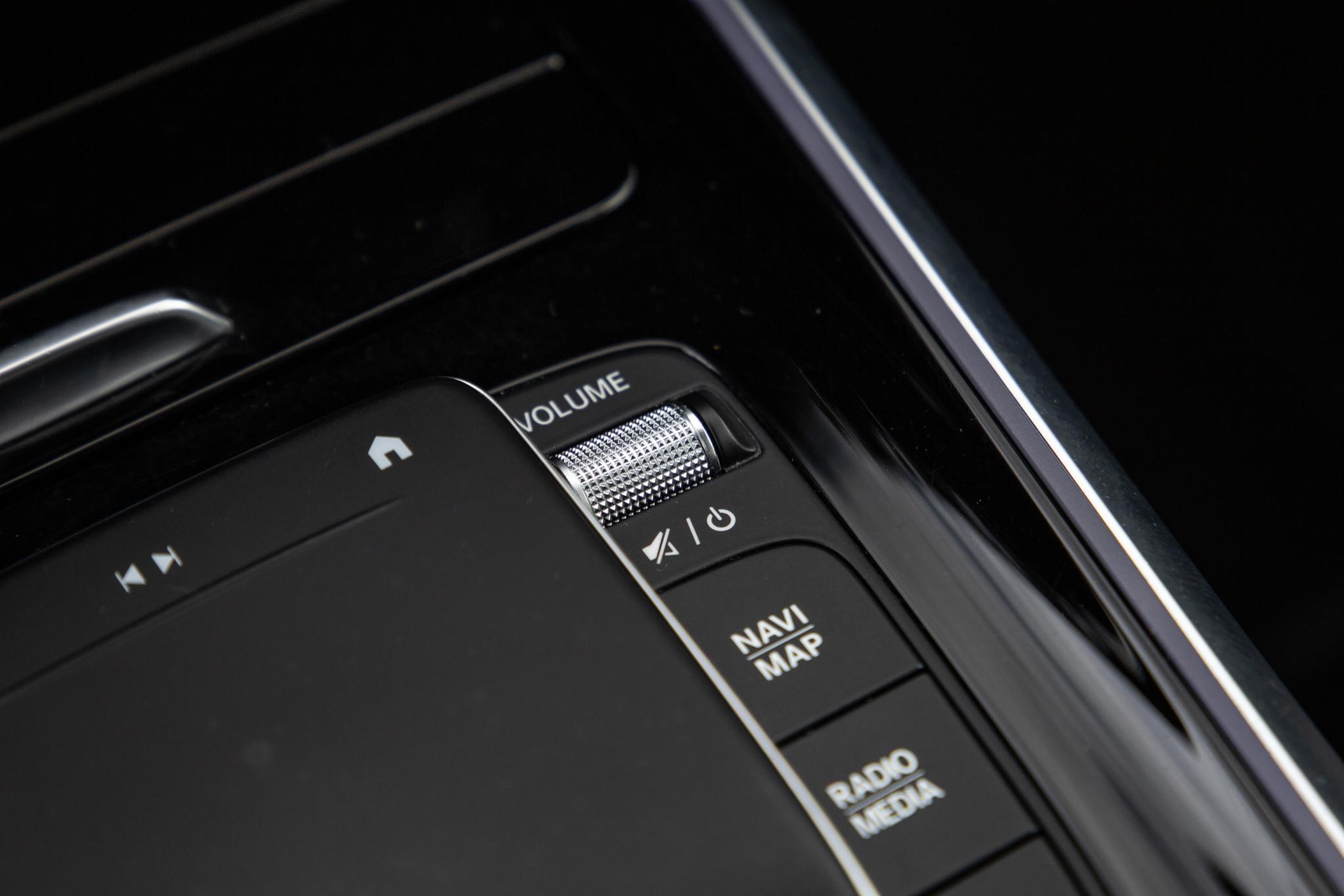 Foto van Mercedes-Benz Eqb