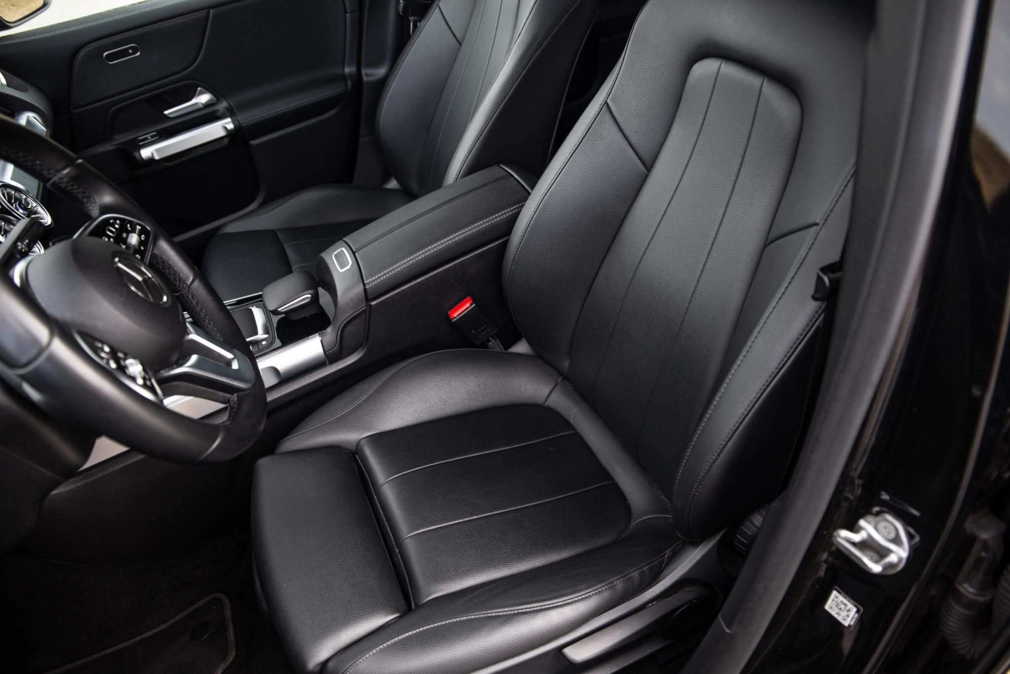 Foto van Mercedes-Benz Eqb