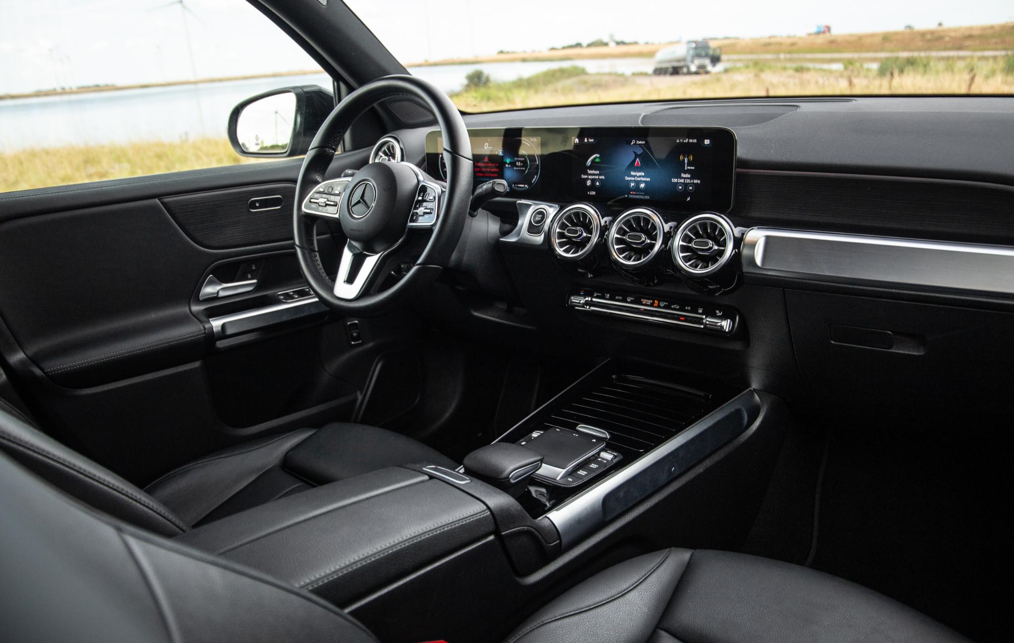 Foto van Mercedes-Benz Eqb
