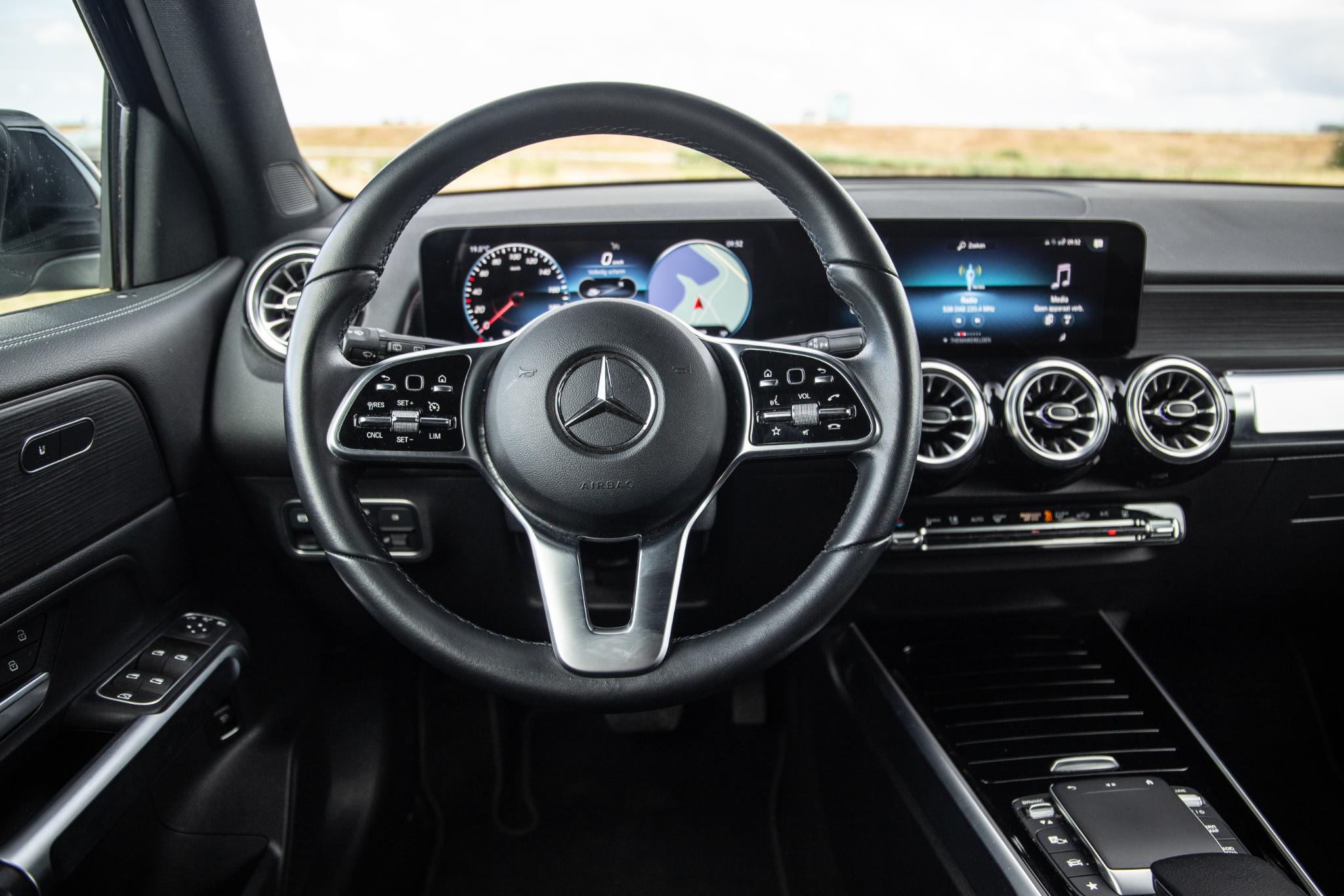 Foto van Mercedes-Benz Eqb