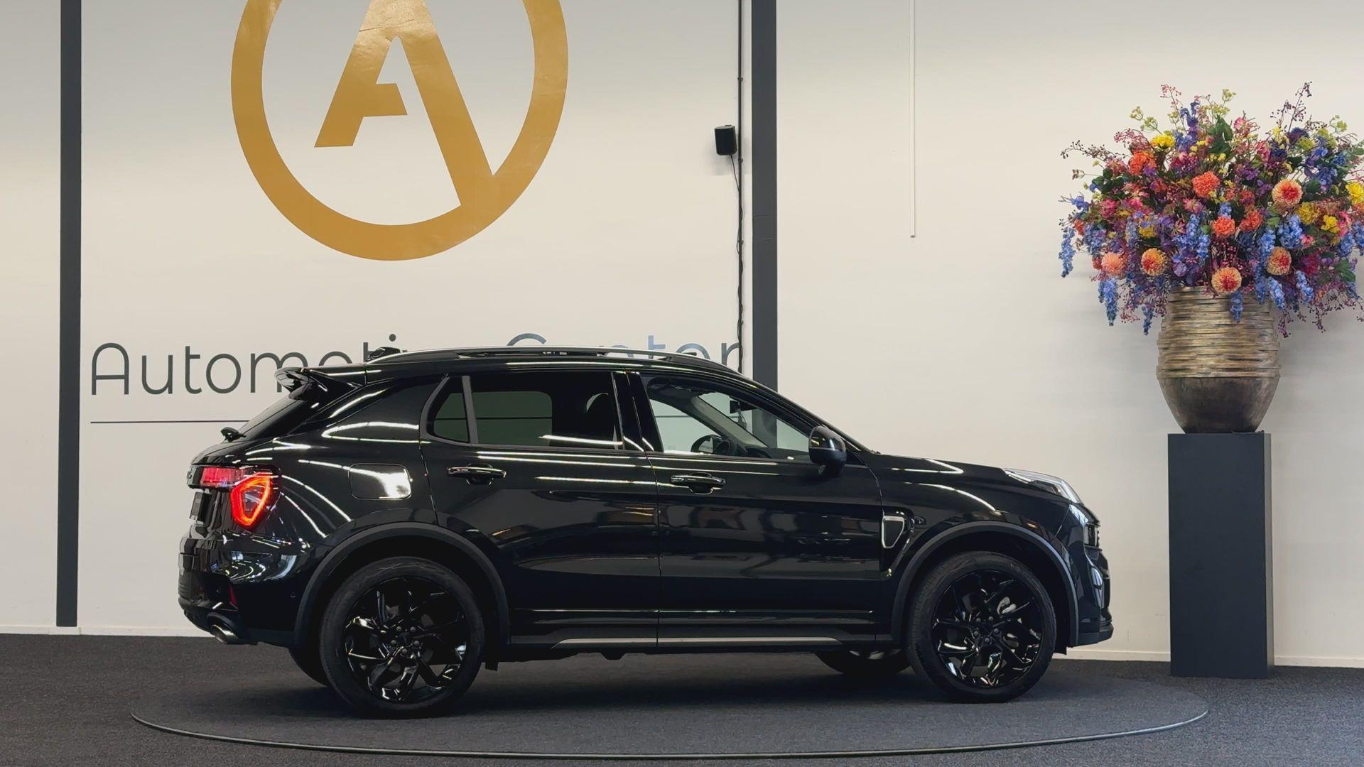 Foto van LYNK & Co 01