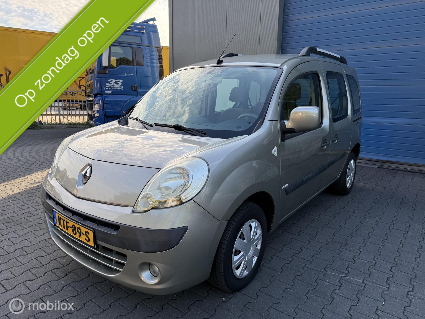 Renault Kangoo Combi 1.6-16V Privilège / Tom Tom editie / Automaat 2010 - voorkant