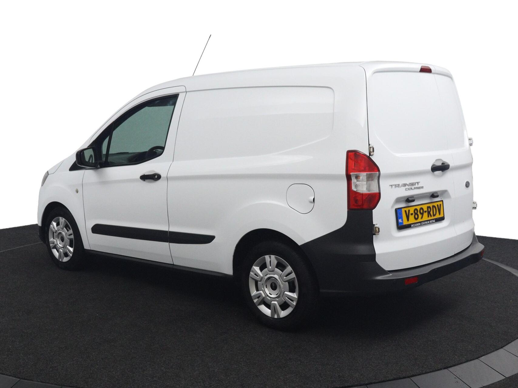 Foto van Ford Transit Courier