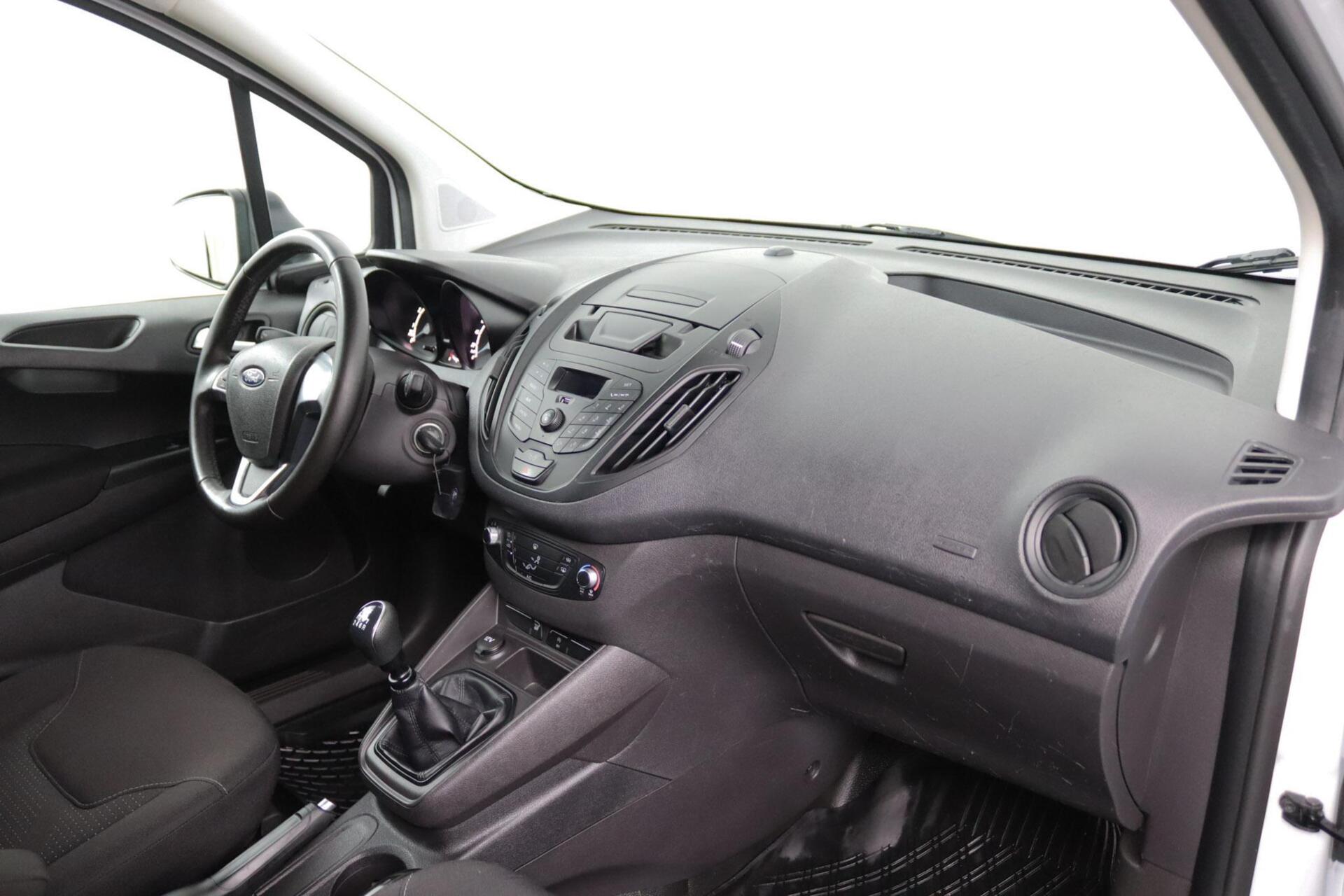 Foto van Ford Transit Courier