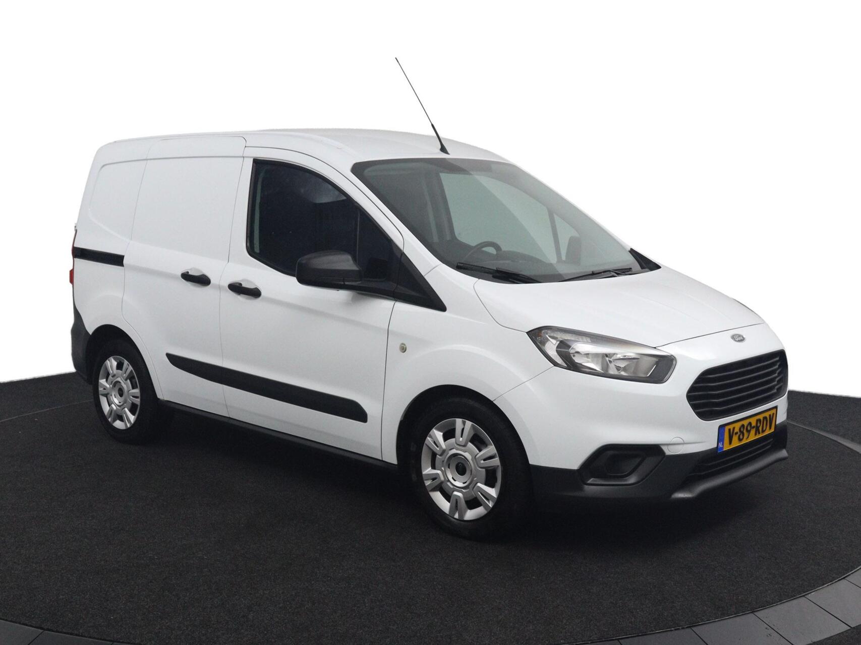 Foto van Ford Transit Courier