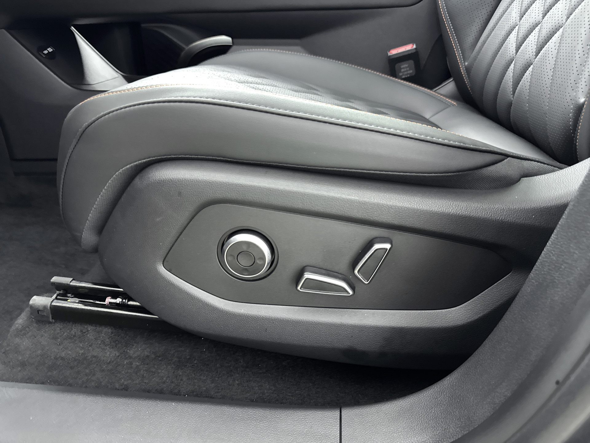 Foto van Changan Deepal S07