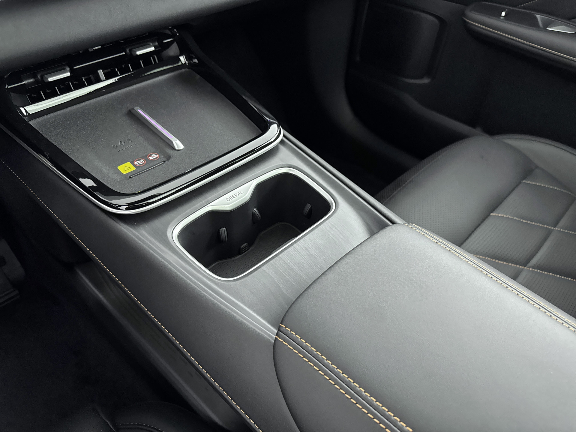 Foto van Changan Deepal S05