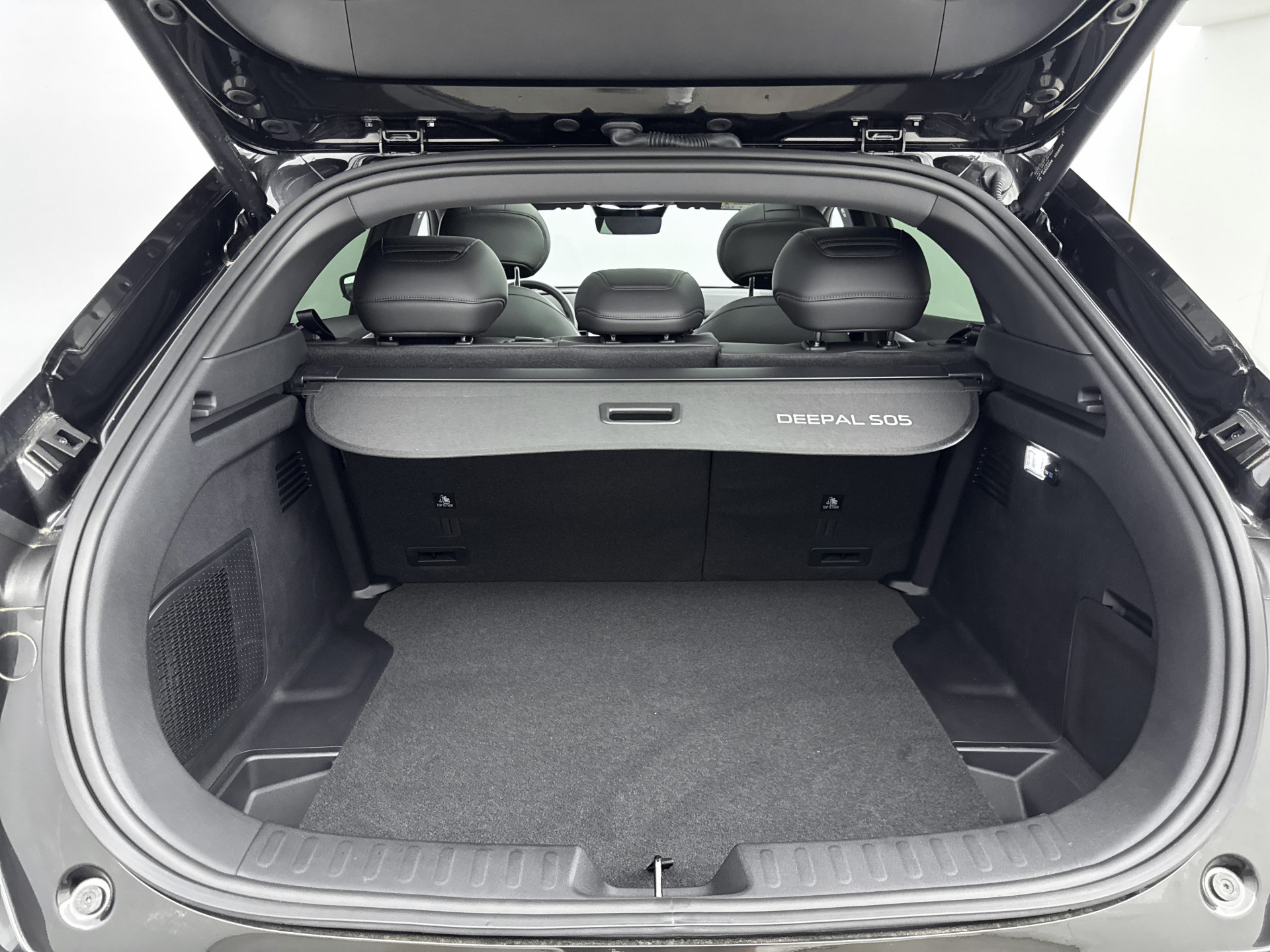 Foto van Changan Deepal S05