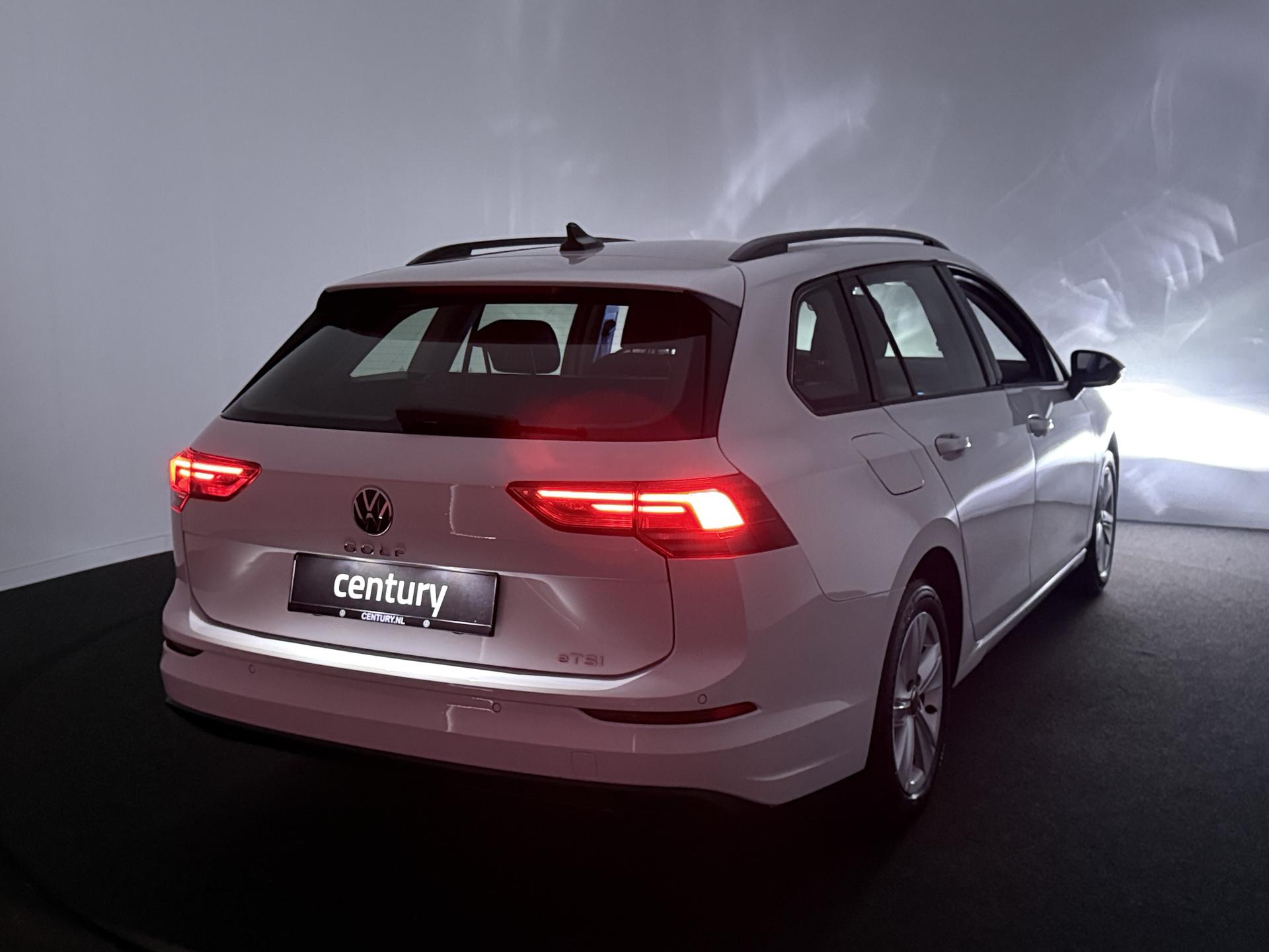 Foto van Volkswagen Golf Variant