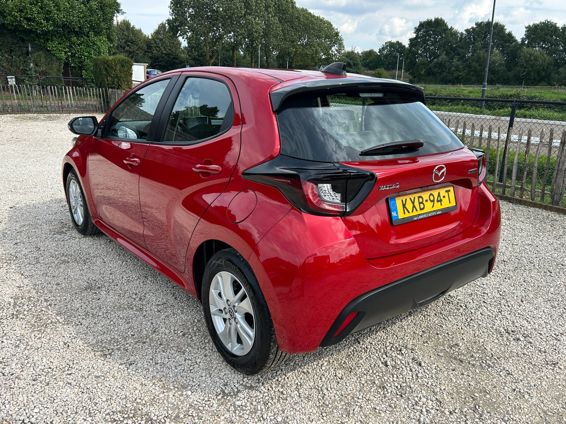 Foto van Mazda 2 Hybrid