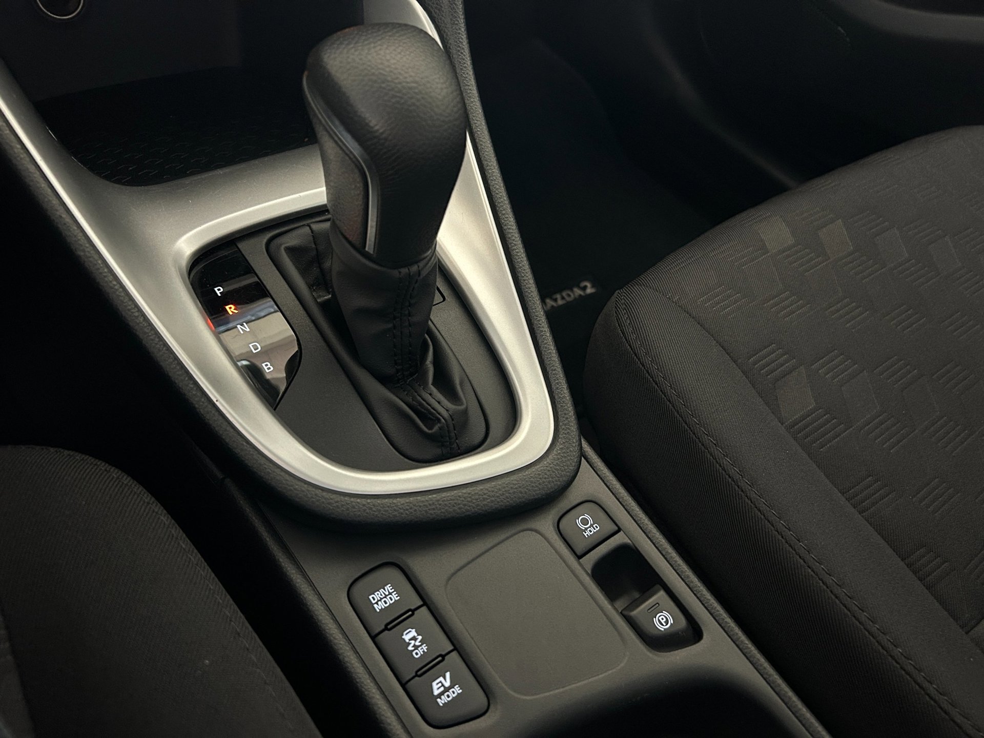 Foto van Mazda 2 Hybrid