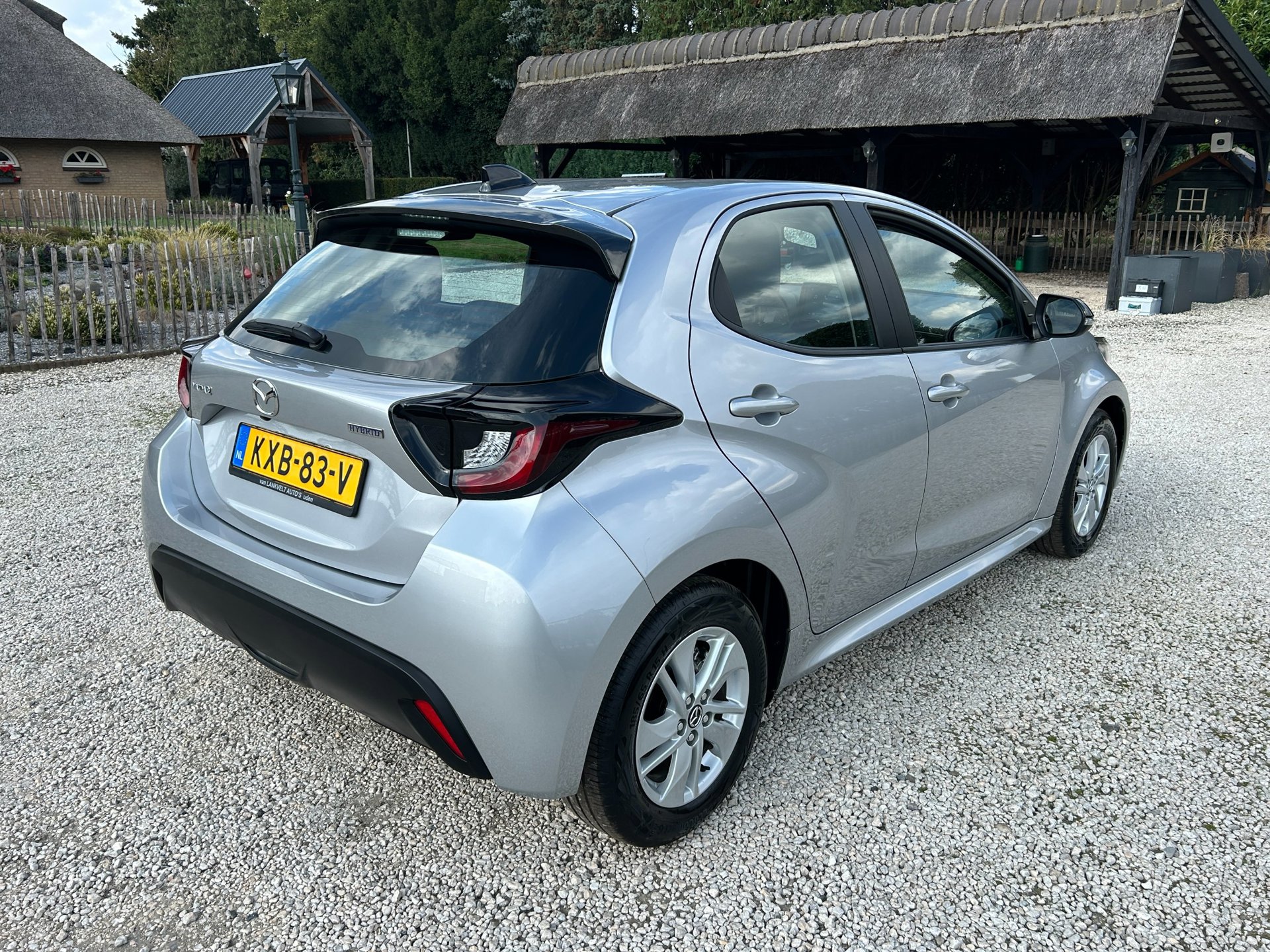 Foto van Mazda 2 Hybrid