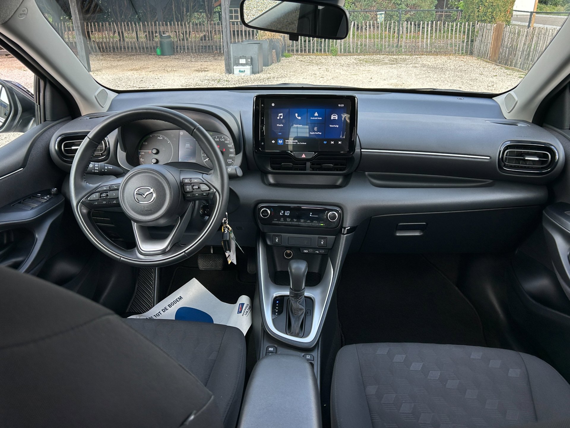 Foto van Mazda 2 Hybrid