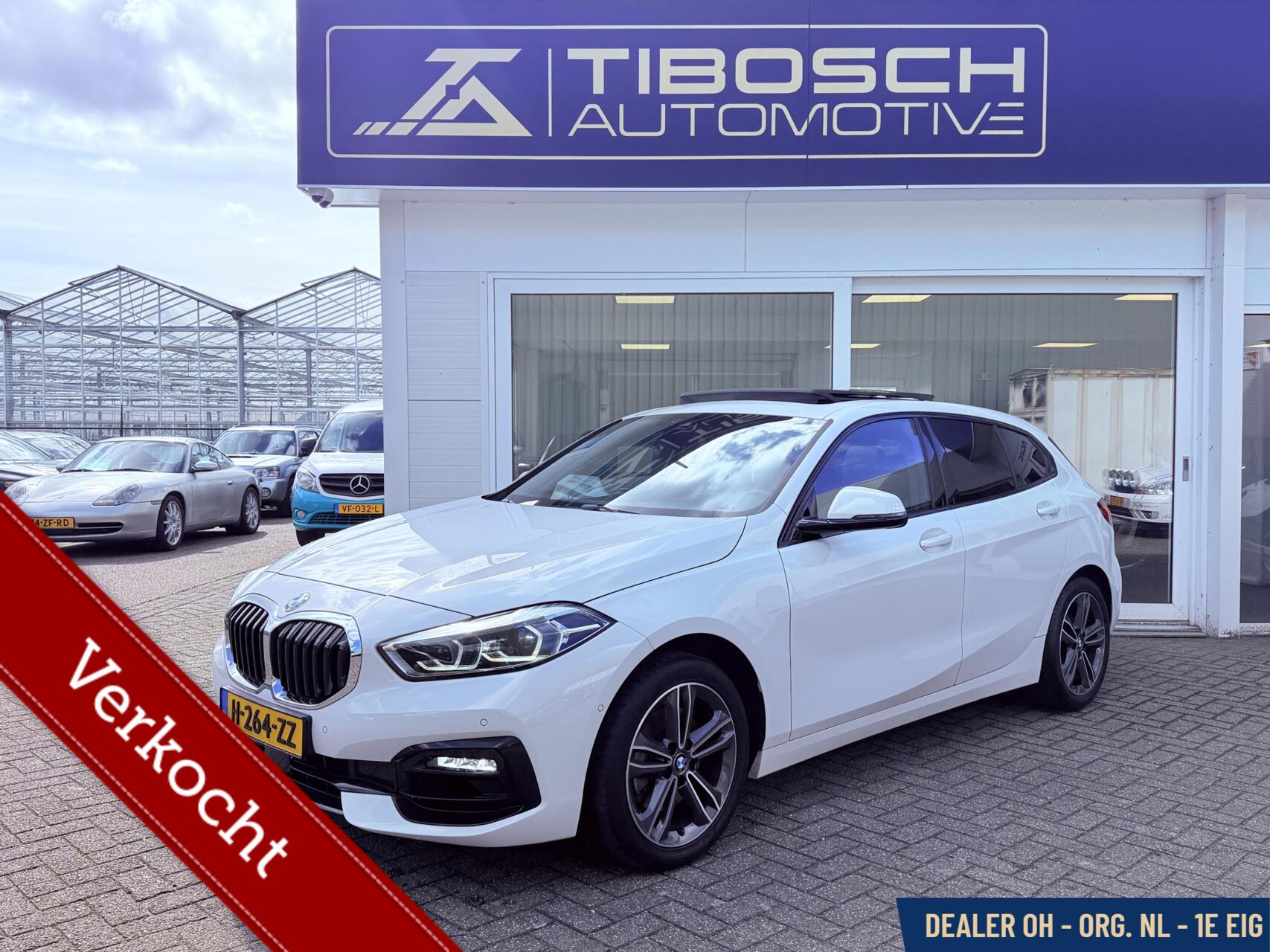 BMW 118i 118i Sport-Line AUT. Pano Leder Head-up Keyless 2020 - voorkant