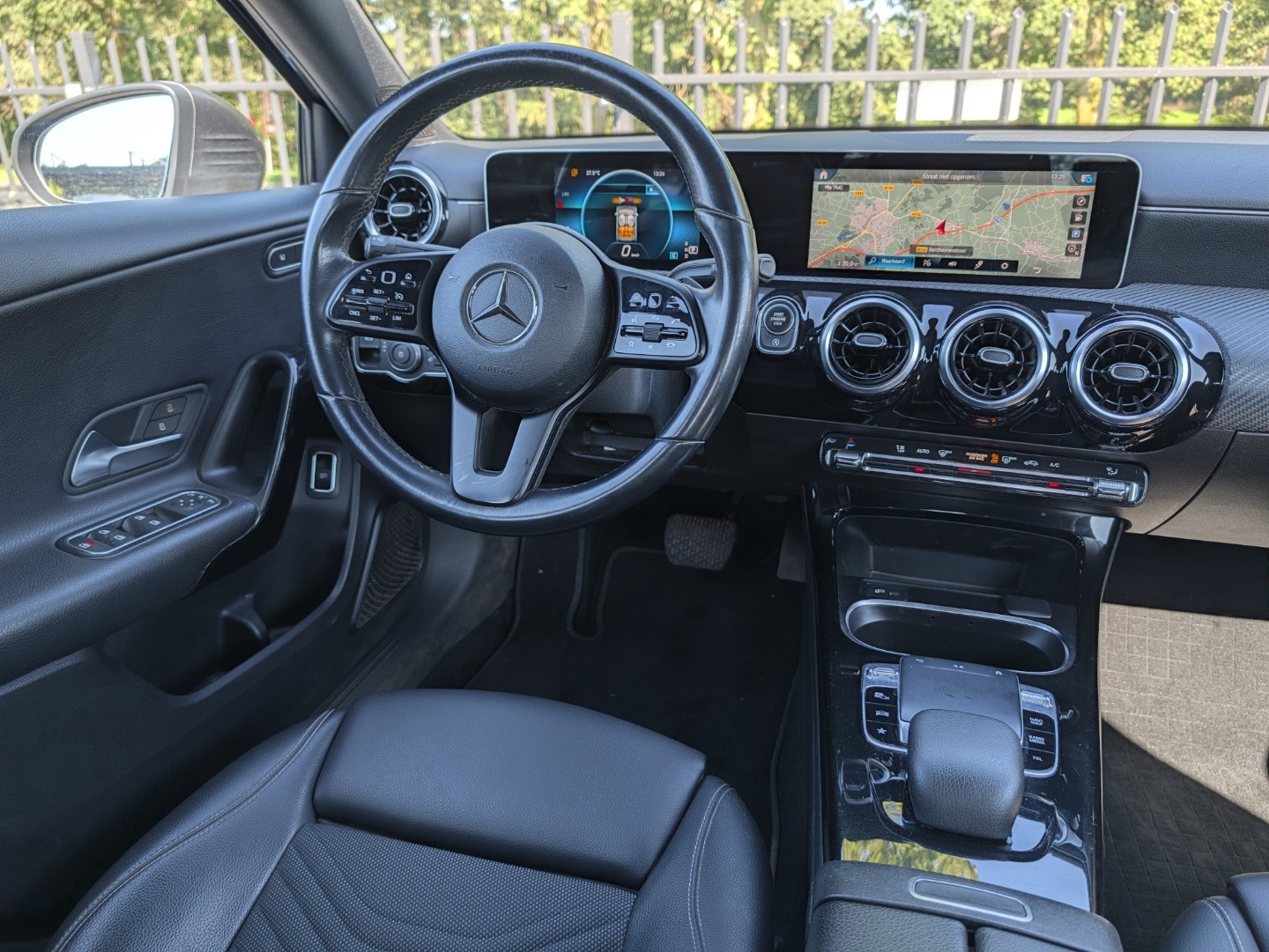 Foto van Mercedes-Benz A 200
